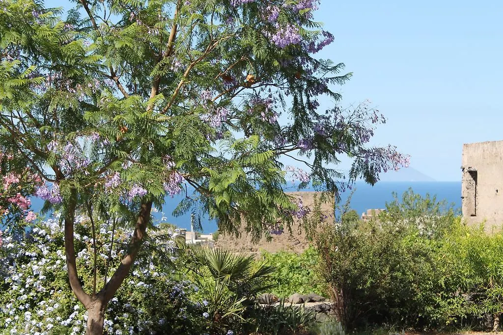 Casa Vacanze Dell'Avvocato Malfa  Malfa (Salina)