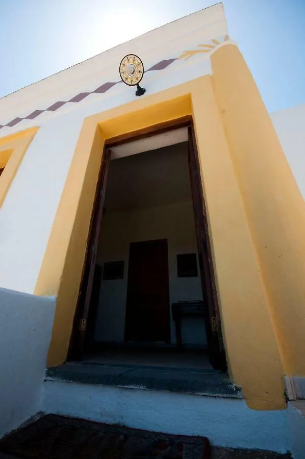 Casa Vacanze Dell'Avvocato Malfa  Guest house