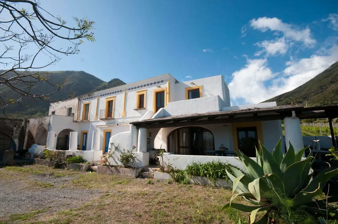 *** Guest house Casa Vacanze Dell'Avvocato Malfa  Italy