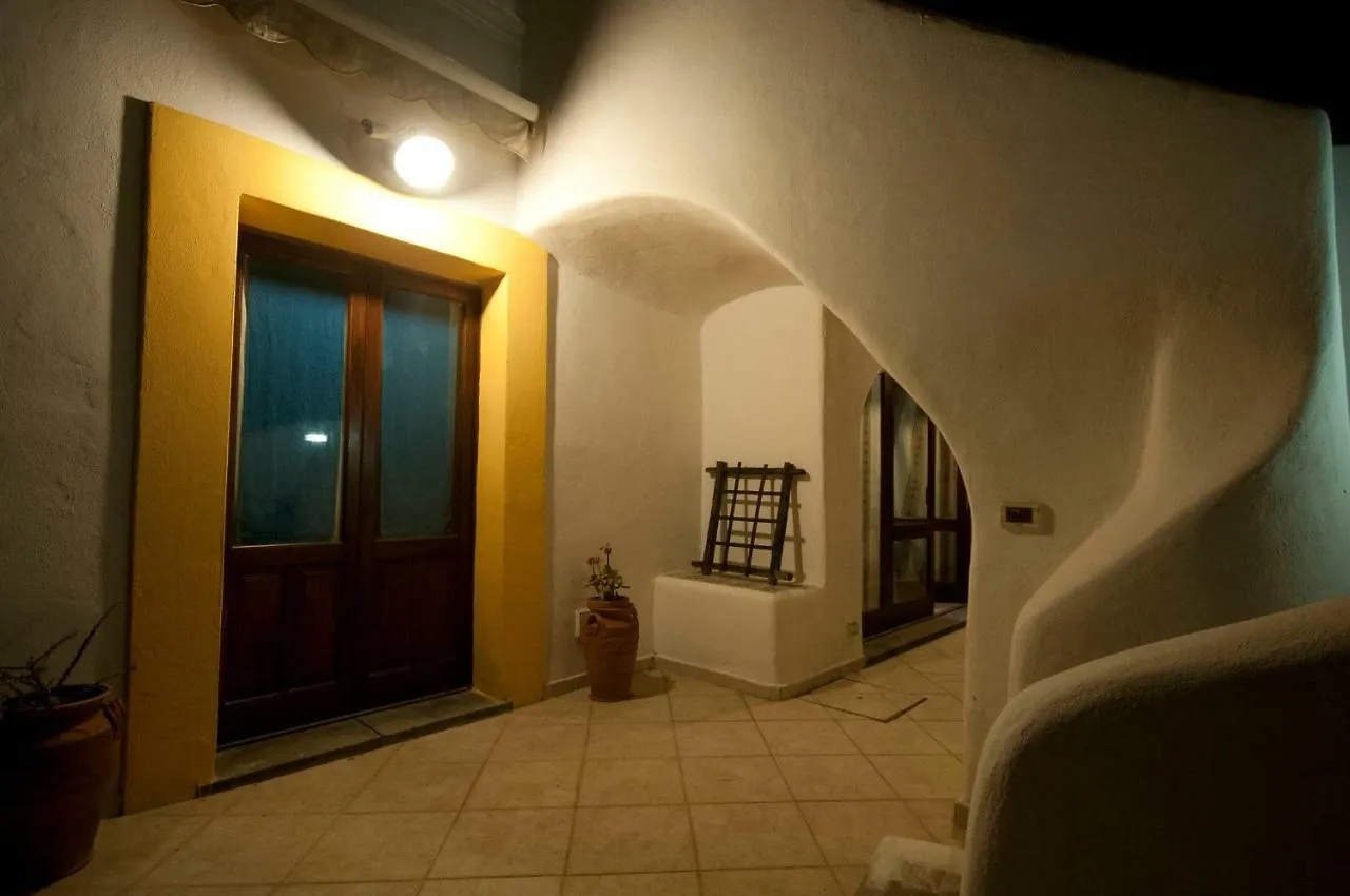 Casa Vacanze Dell'Avvocato Malfa  3*, Malfa (Salina)